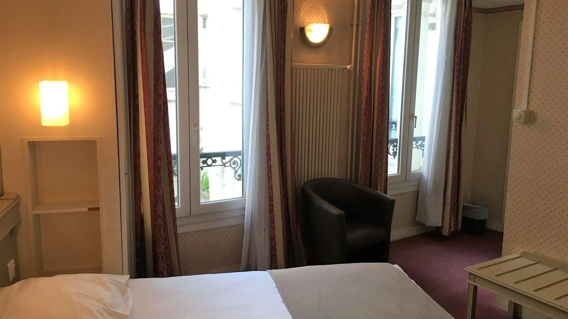 Hotel Eiffel Kensington