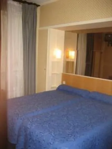 Eiffel Kensington Hotell 2*